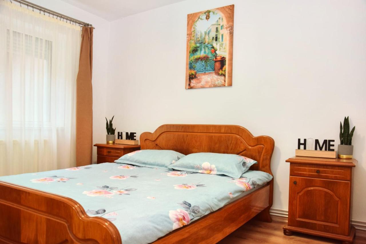 Appartement Apartament Cetate à Alba Iulia Extérieur photo